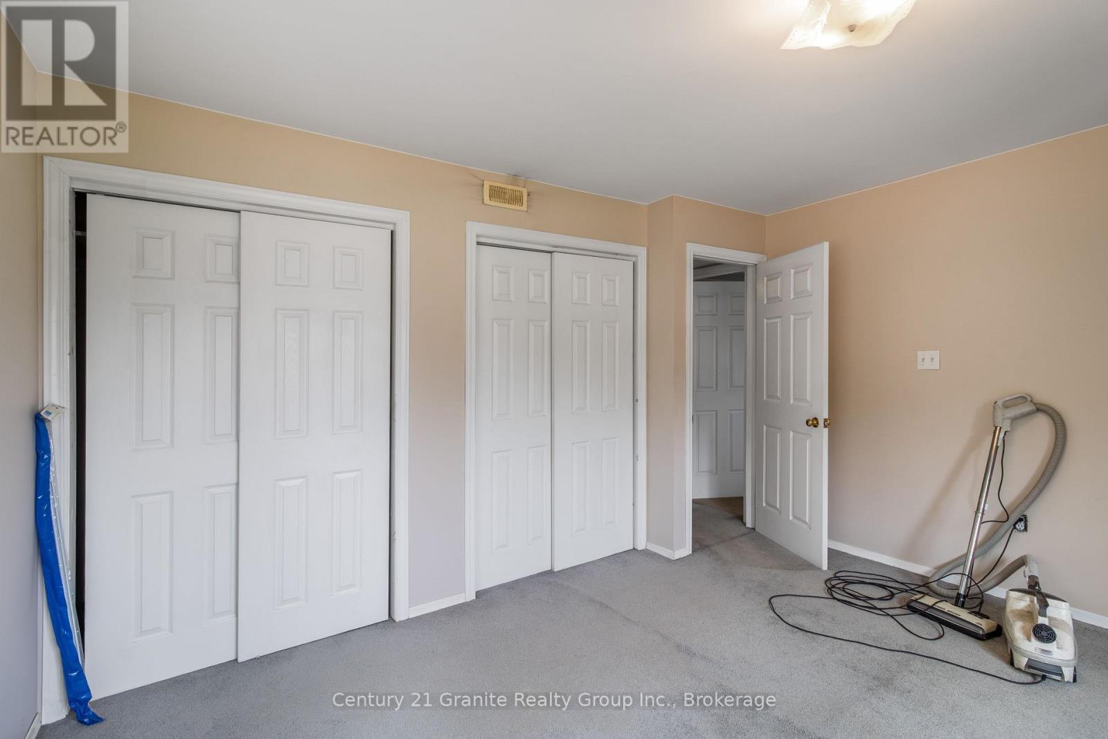 42 Highland Street, Dysart Et Al (Dysart), ON