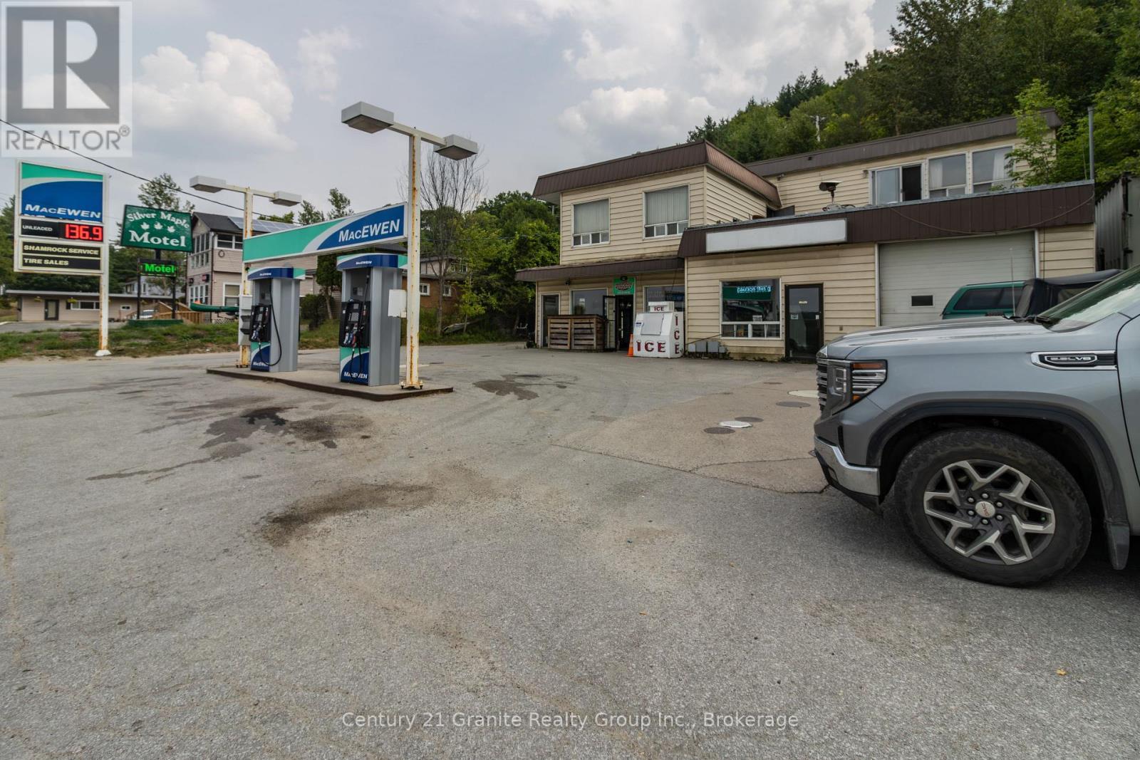 42 Highland Street, Dysart Et Al (Dysart), ON