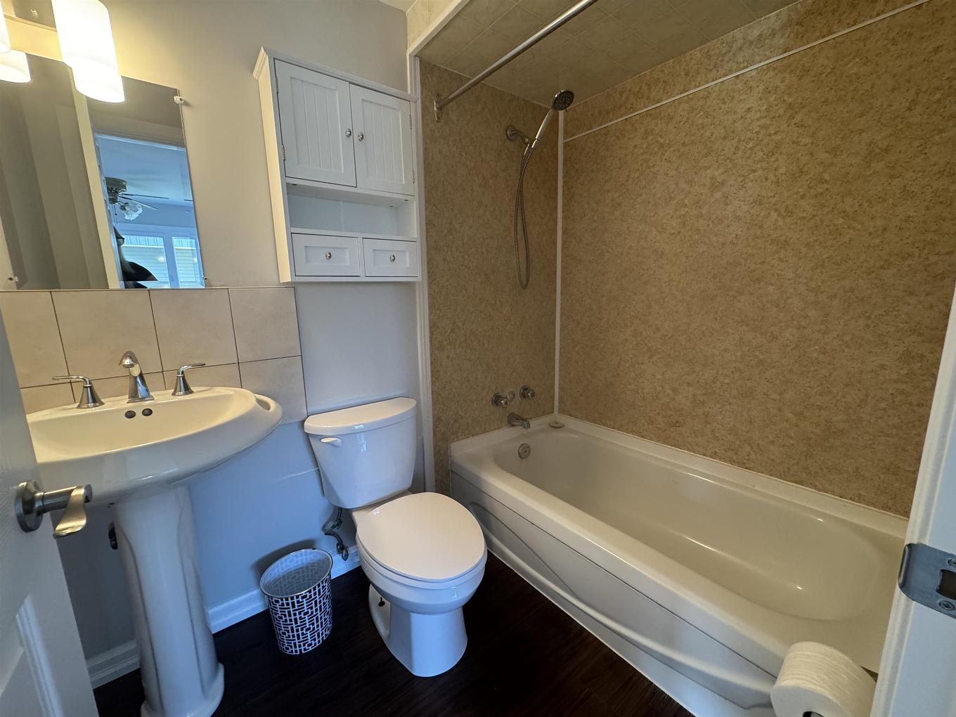 49 Otter Avenue, Manitouwadge, ON - Indoor Photo Showing Bathroom