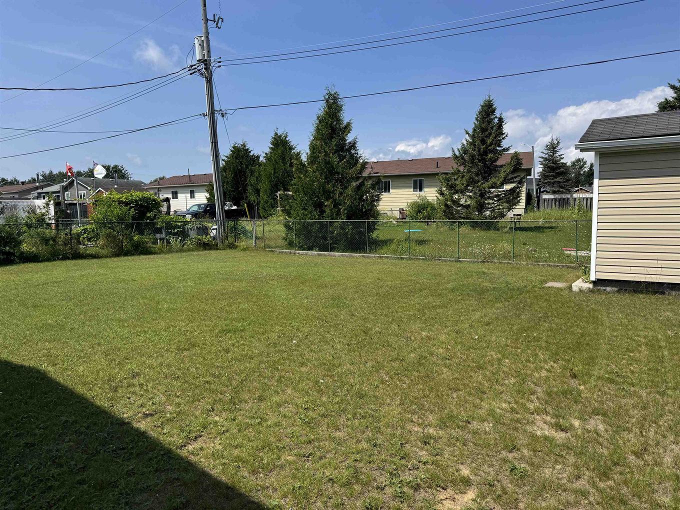 49 Otter Avenue, Manitouwadge, ON - Outdoor