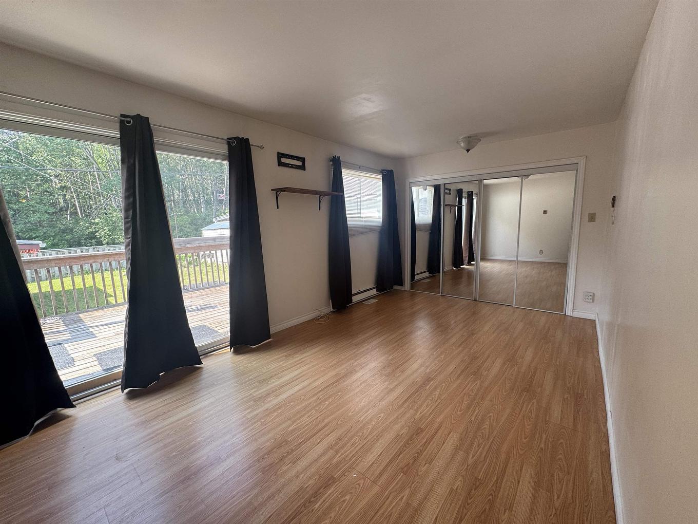 111 Warbler Drive, Manitouwadge, ON - Indoor Photo Showing Other Room