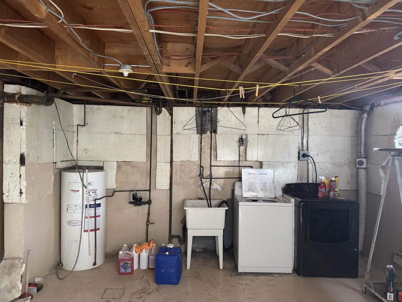 111 Warbler Drive, Manitouwadge, ON - Indoor