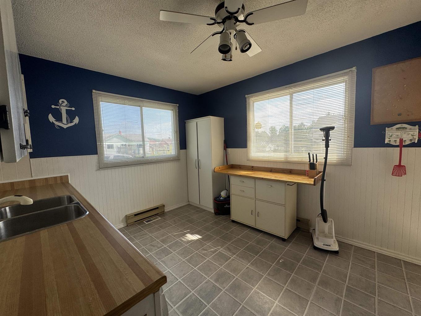 111 Warbler Drive, Manitouwadge, ON - Indoor