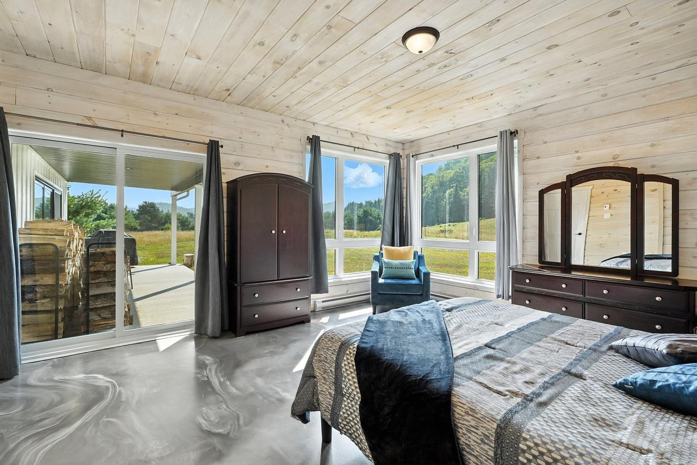 Primary bedroom - 13 Ch. De La Paix, Bowman, QC - Indoor Photo Showing Bedroom
