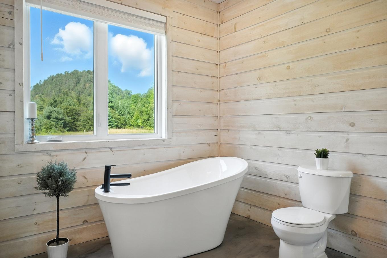 Bathroom - 13 Ch. De La Paix, Bowman, QC - Indoor Photo Showing Bathroom