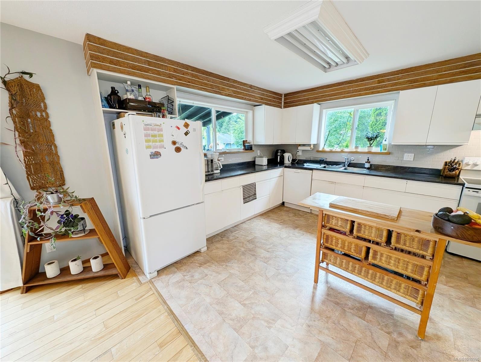 9513 Scott St, Port Hardy, BC