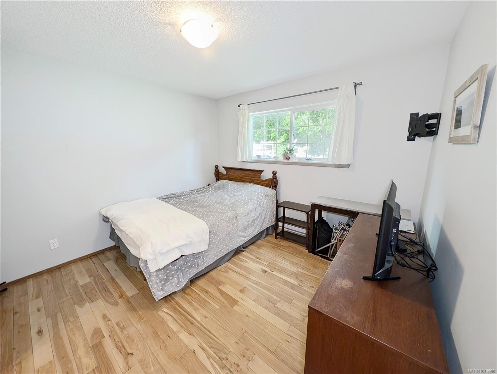 9513 Scott St, Port Hardy, BC