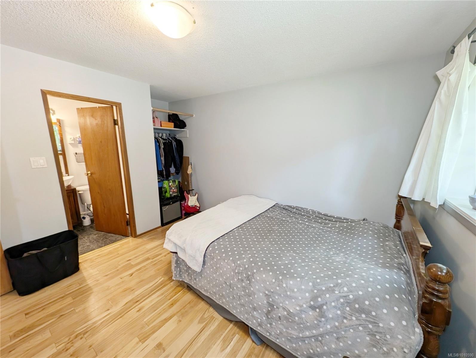 9513 Scott St, Port Hardy, BC