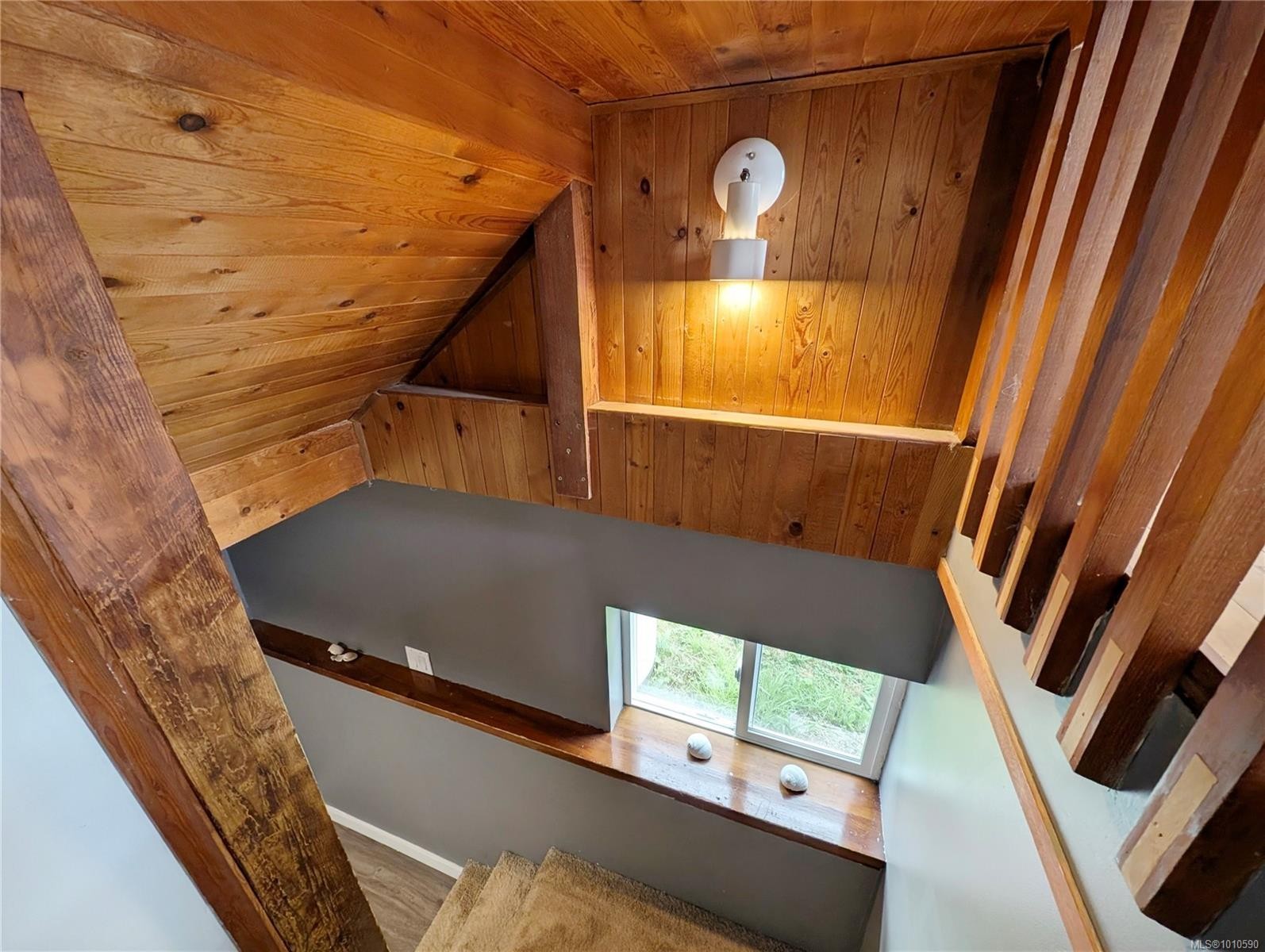 9513 Scott St, Port Hardy, BC