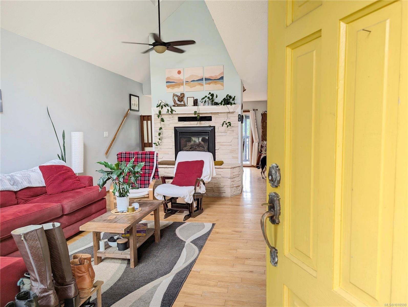 9513 Scott St, Port Hardy, BC