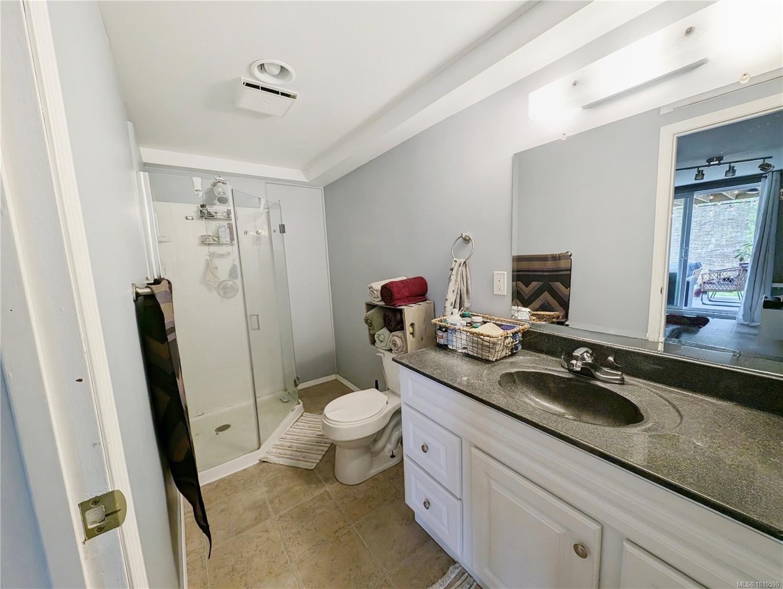 9513 Scott St, Port Hardy, BC