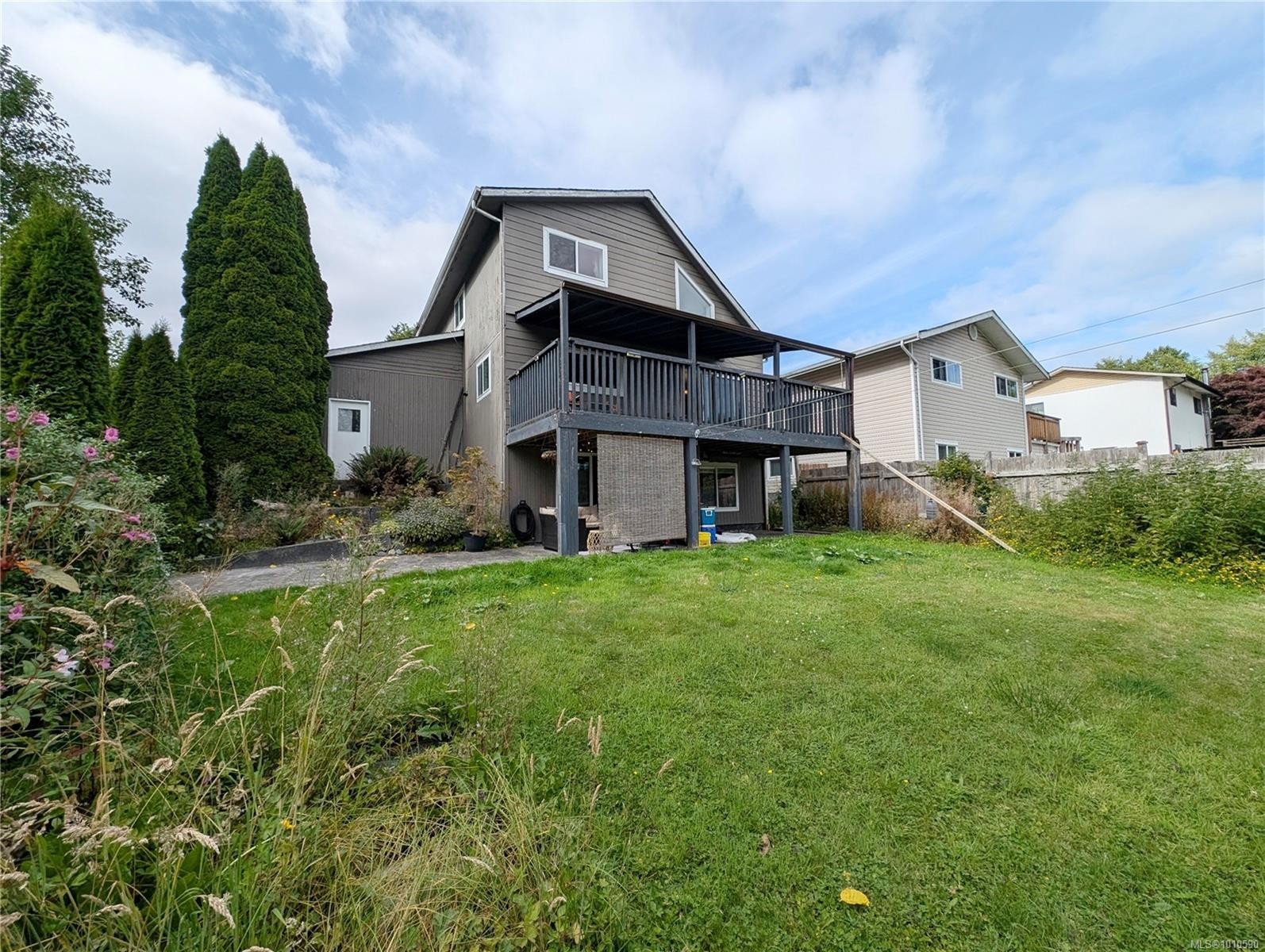 9513 Scott St, Port Hardy, BC