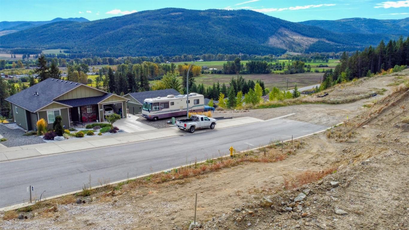 1730 Gallon Avenue, Lumby, BC - Outdoor With View