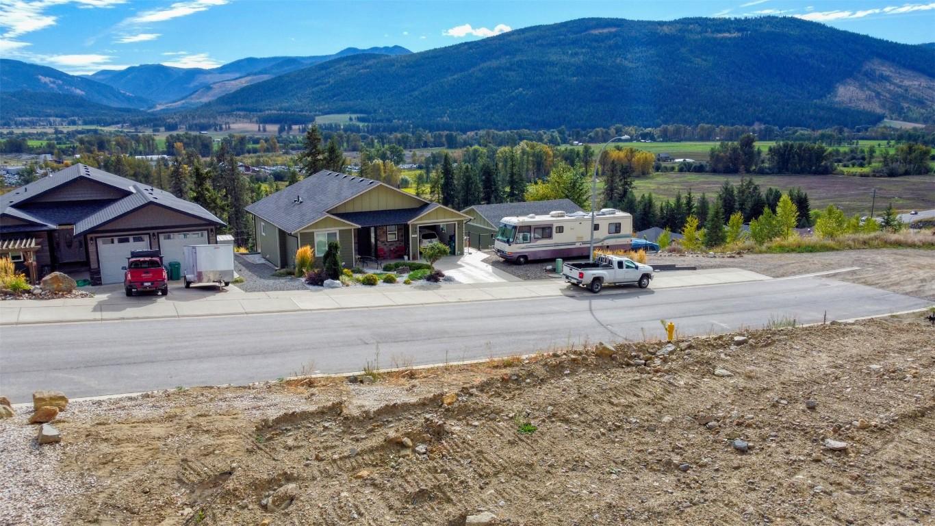 1730 Gallon Avenue, Lumby, BC - Outdoor With View