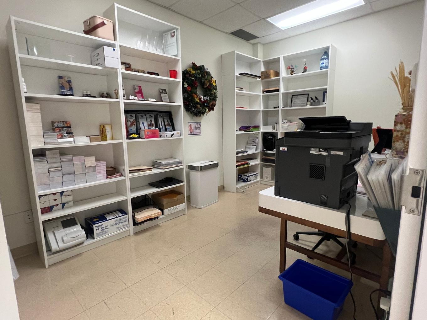 Office - 202 A-30 Boul. Taschereau, La Prairie, QC - Indoor