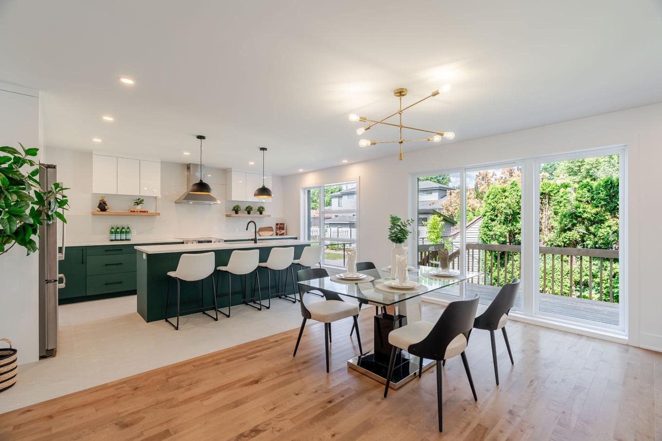 Kitchen - 6780 Rue Baillargeon, Brossard, QC - Indoor Photo Showing Dining Room