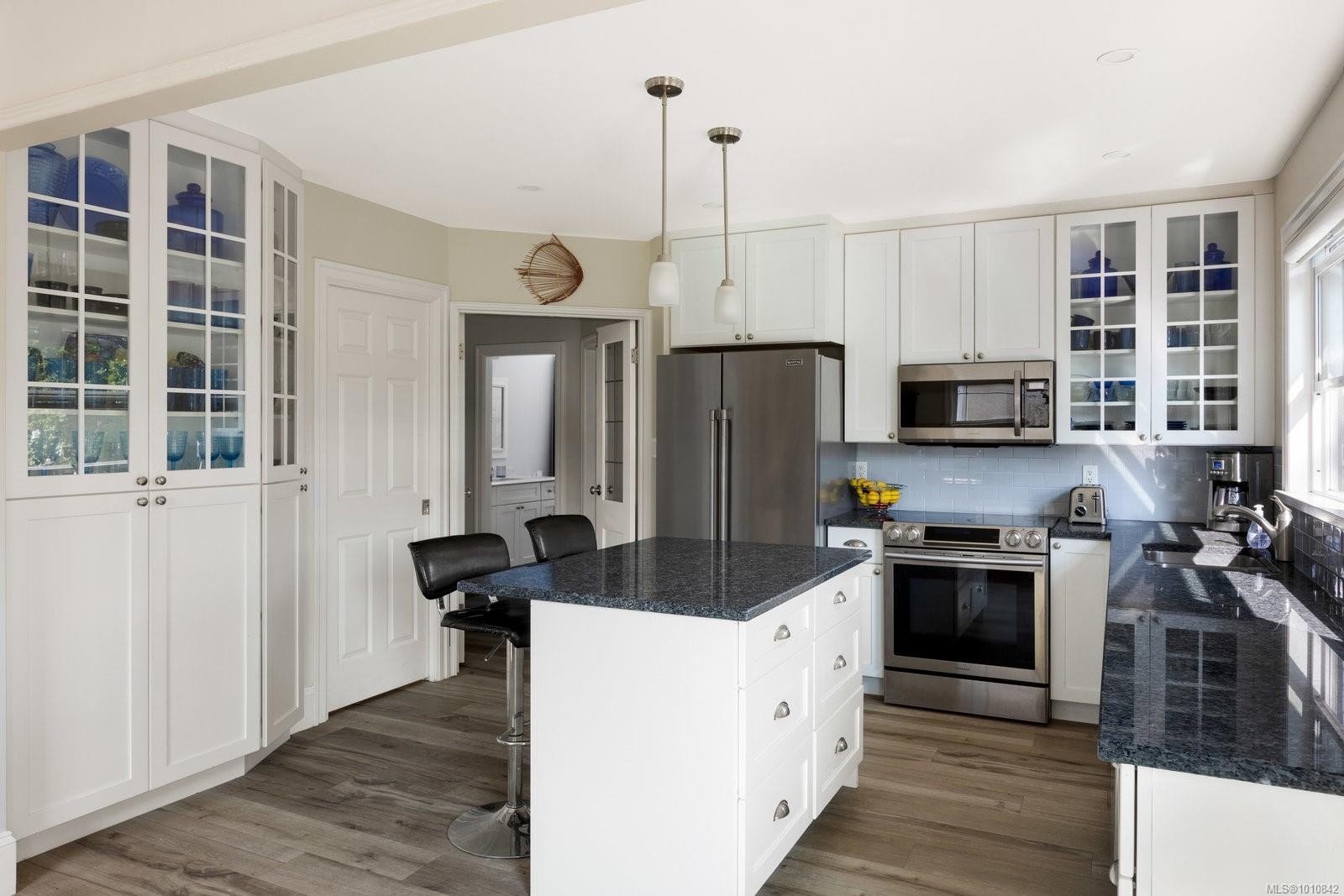 2535 Dalhousie St, Oak Bay, BC