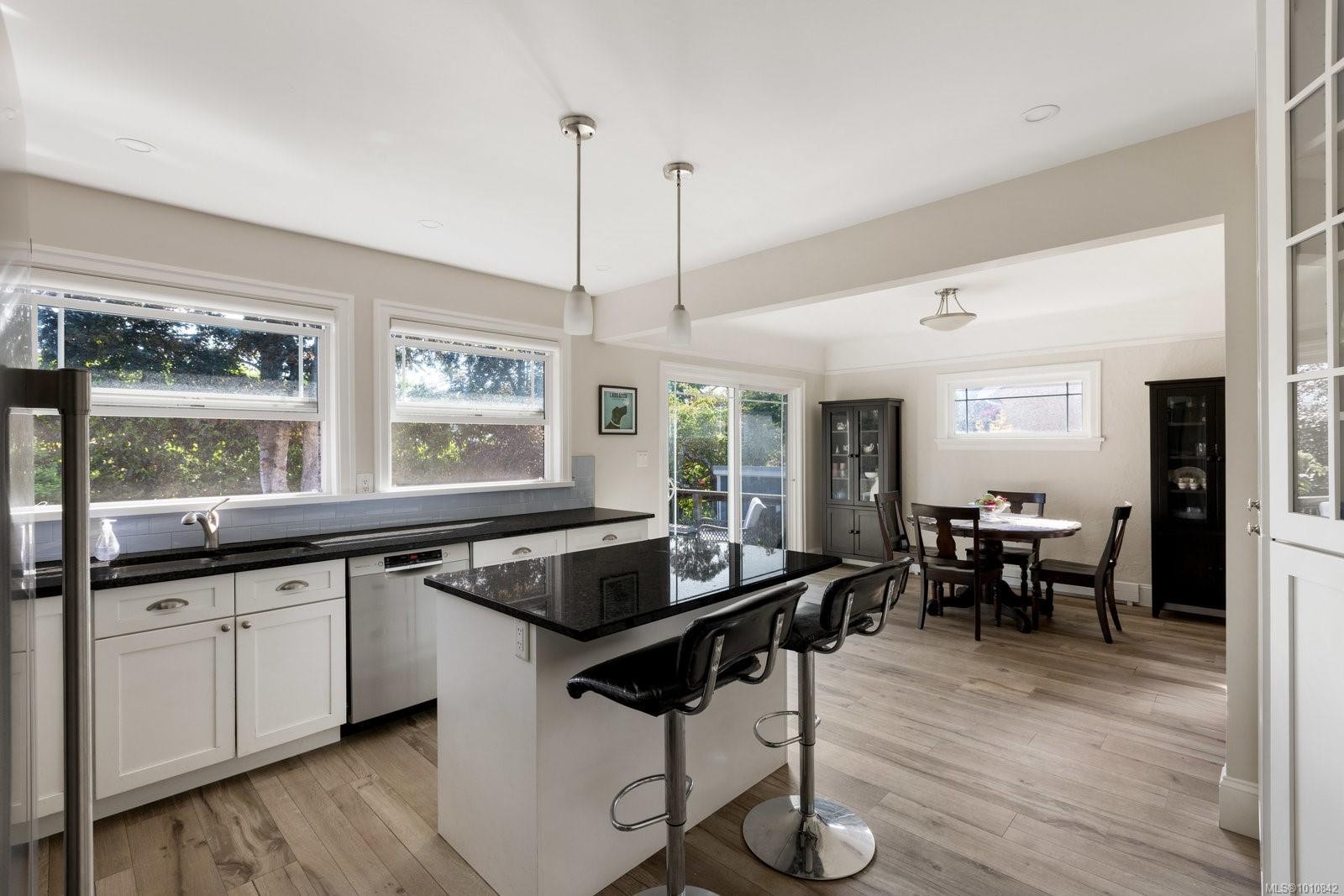 2535 Dalhousie St, Oak Bay, BC