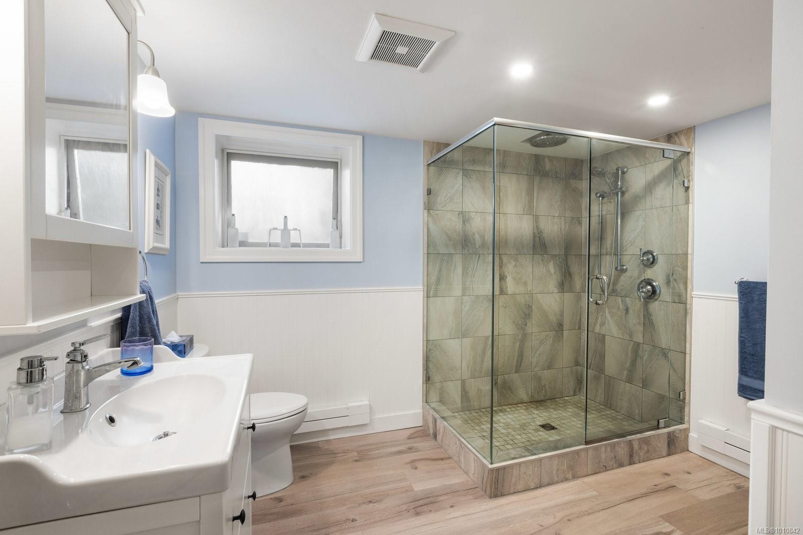 2535 Dalhousie St, Oak Bay, BC