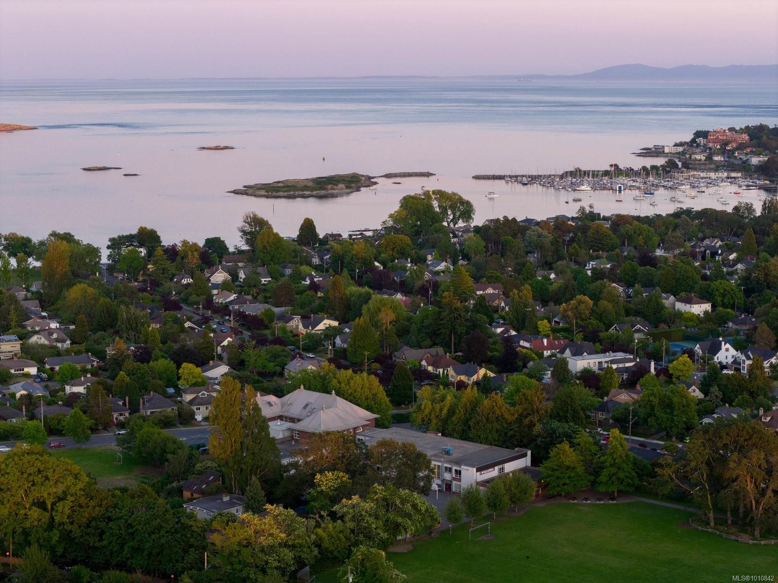 2535 Dalhousie St, Oak Bay, BC