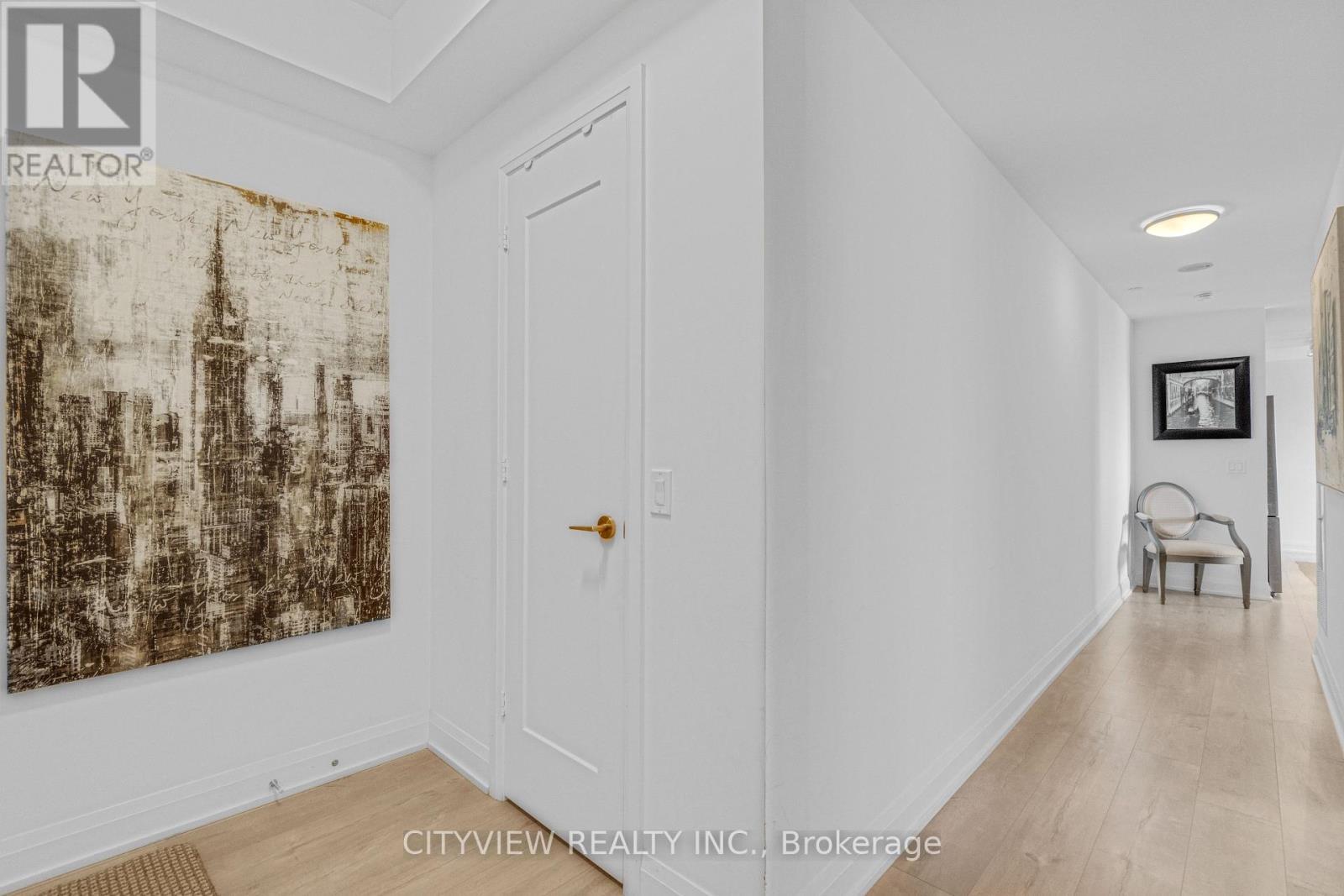 304 - 110 Marine Parade Drive, Toronto, ON - Indoor Photo Showing Other Room