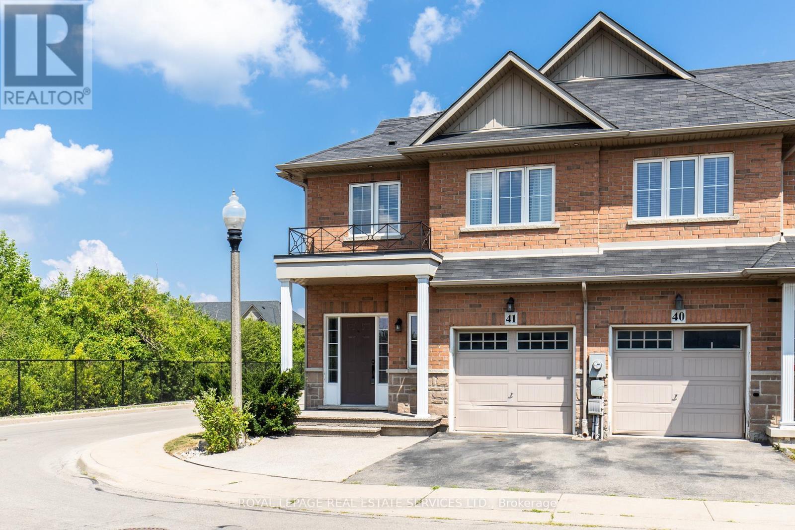 41 - 170 Palacebeach Trail, Hamilton, ON - Outdoor With Facade