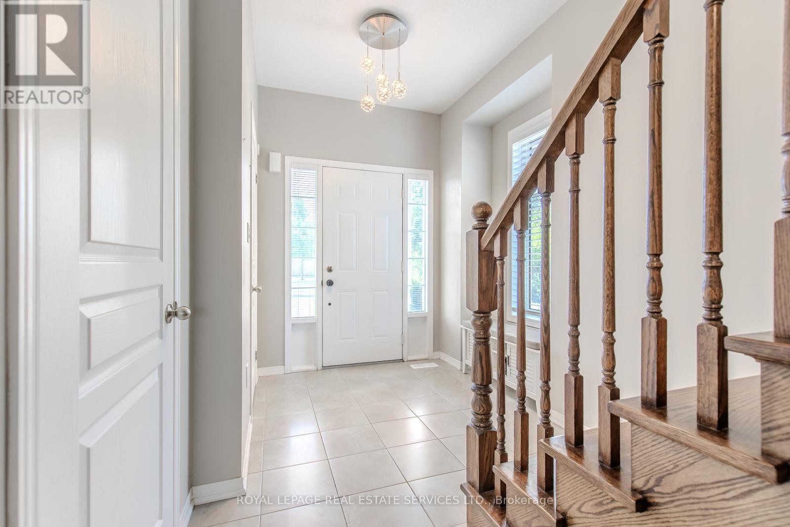 41 - 170 Palacebeach Trail, Hamilton, ON - Indoor Photo Showing Other Room