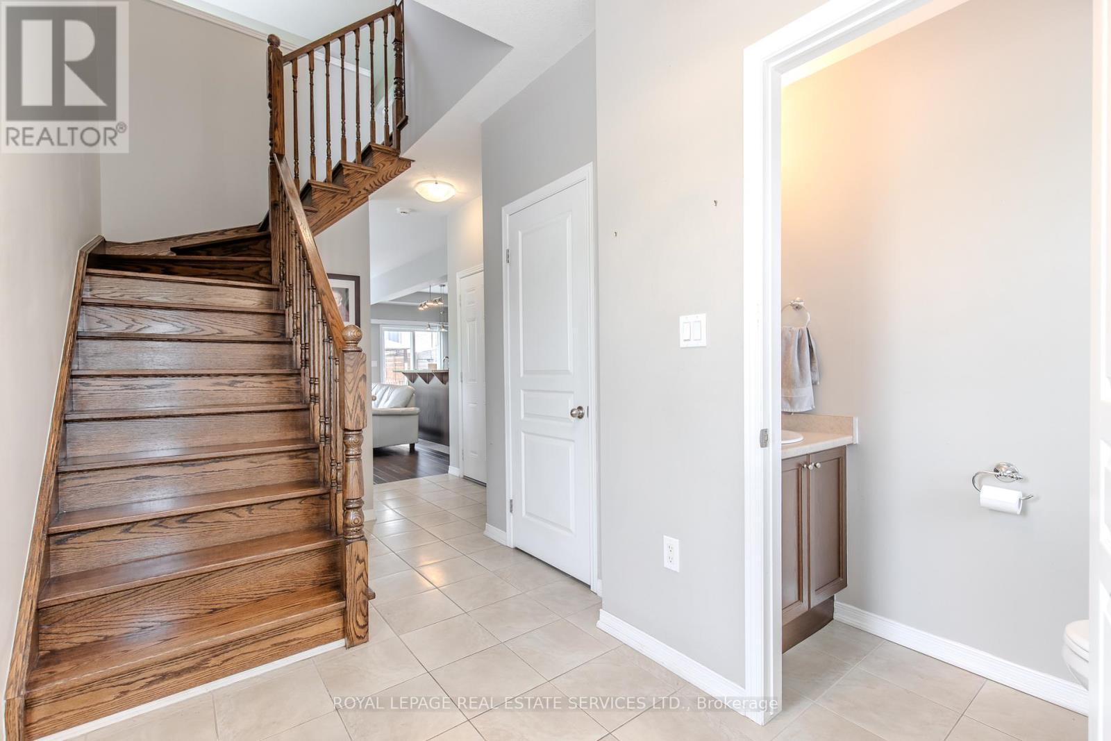 41 - 170 Palacebeach Trail, Hamilton, ON - Indoor Photo Showing Other Room