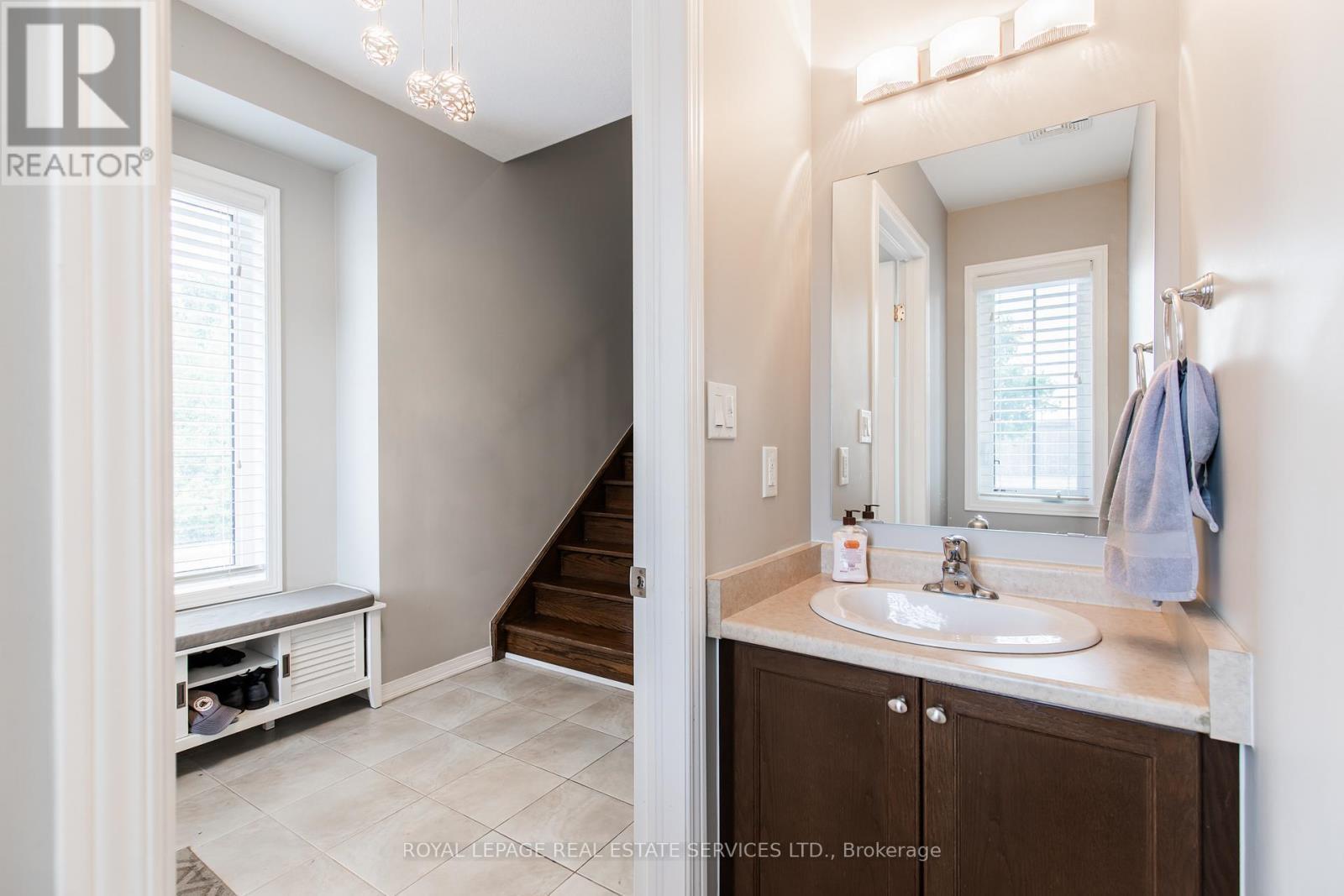 41 - 170 Palacebeach Trail, Hamilton, ON - Indoor Photo Showing Bathroom