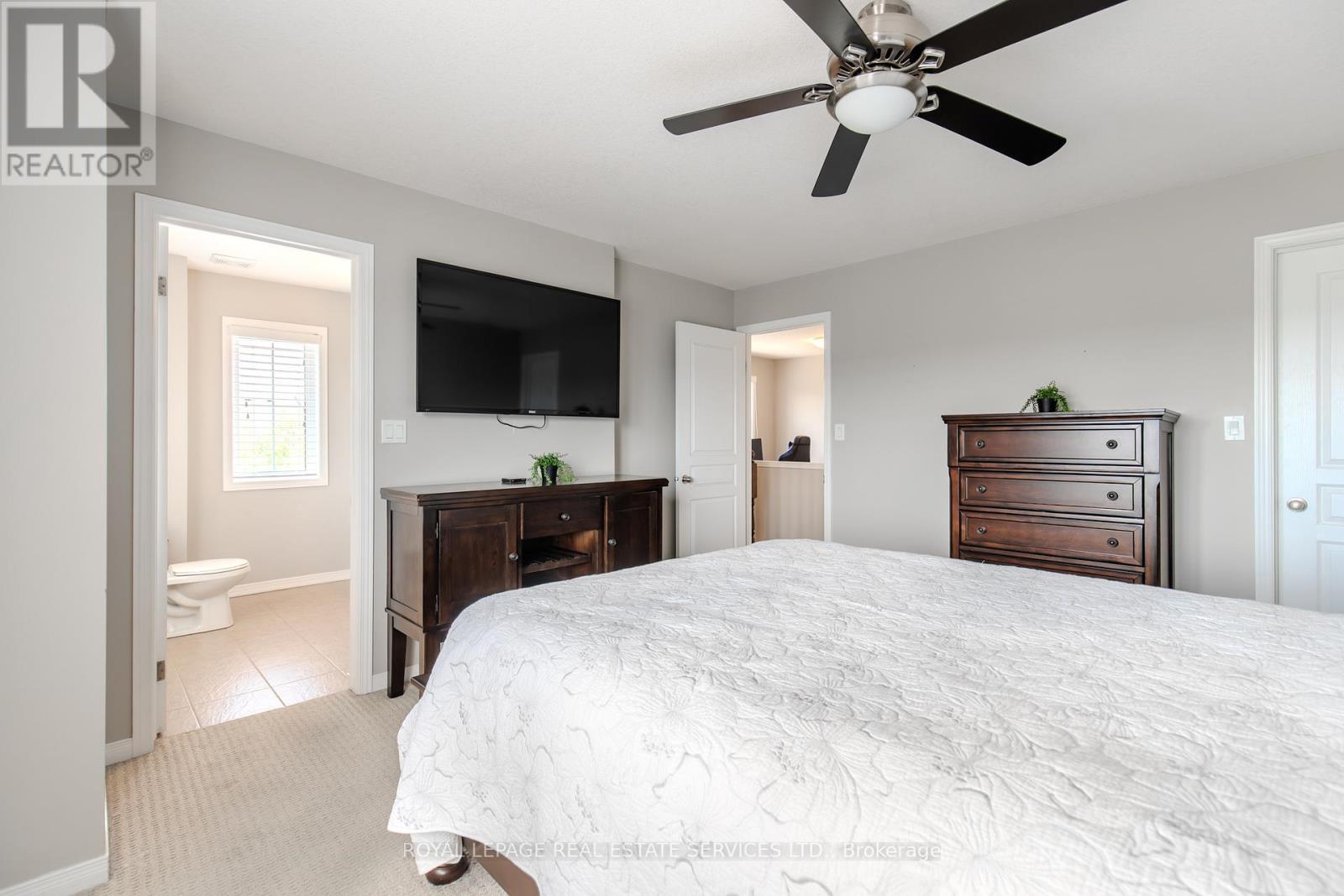 41 - 170 Palacebeach Trail, Hamilton, ON - Indoor Photo Showing Bedroom