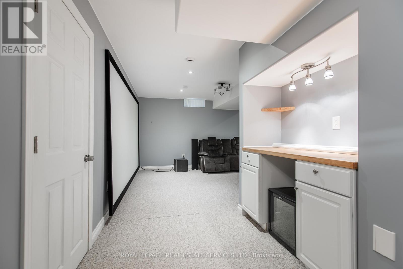 41 - 170 Palacebeach Trail, Hamilton, ON - Indoor Photo Showing Other Room