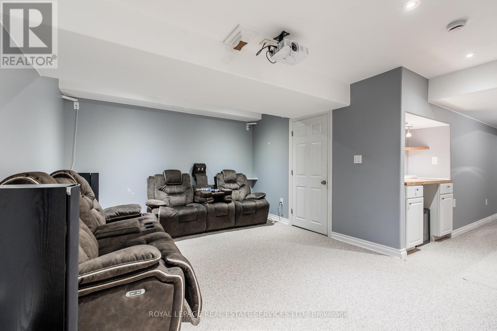 41 - 170 Palacebeach Trail, Hamilton, ON - Indoor