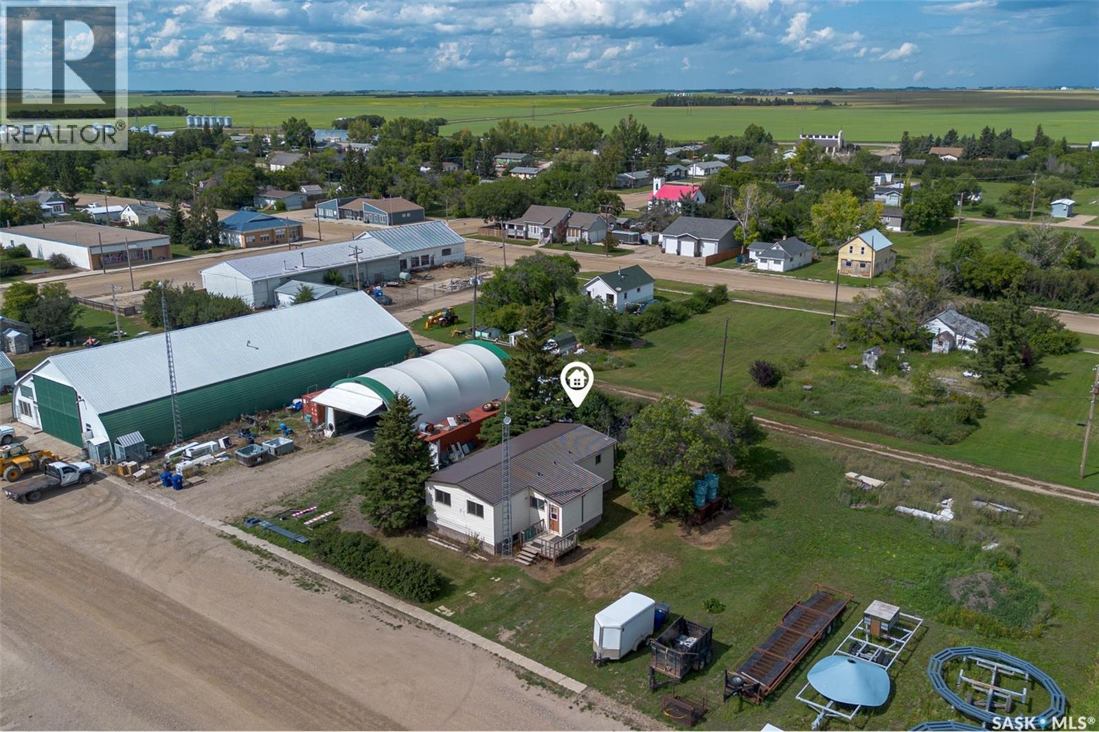 104 1St Avenue E, Landis, SK