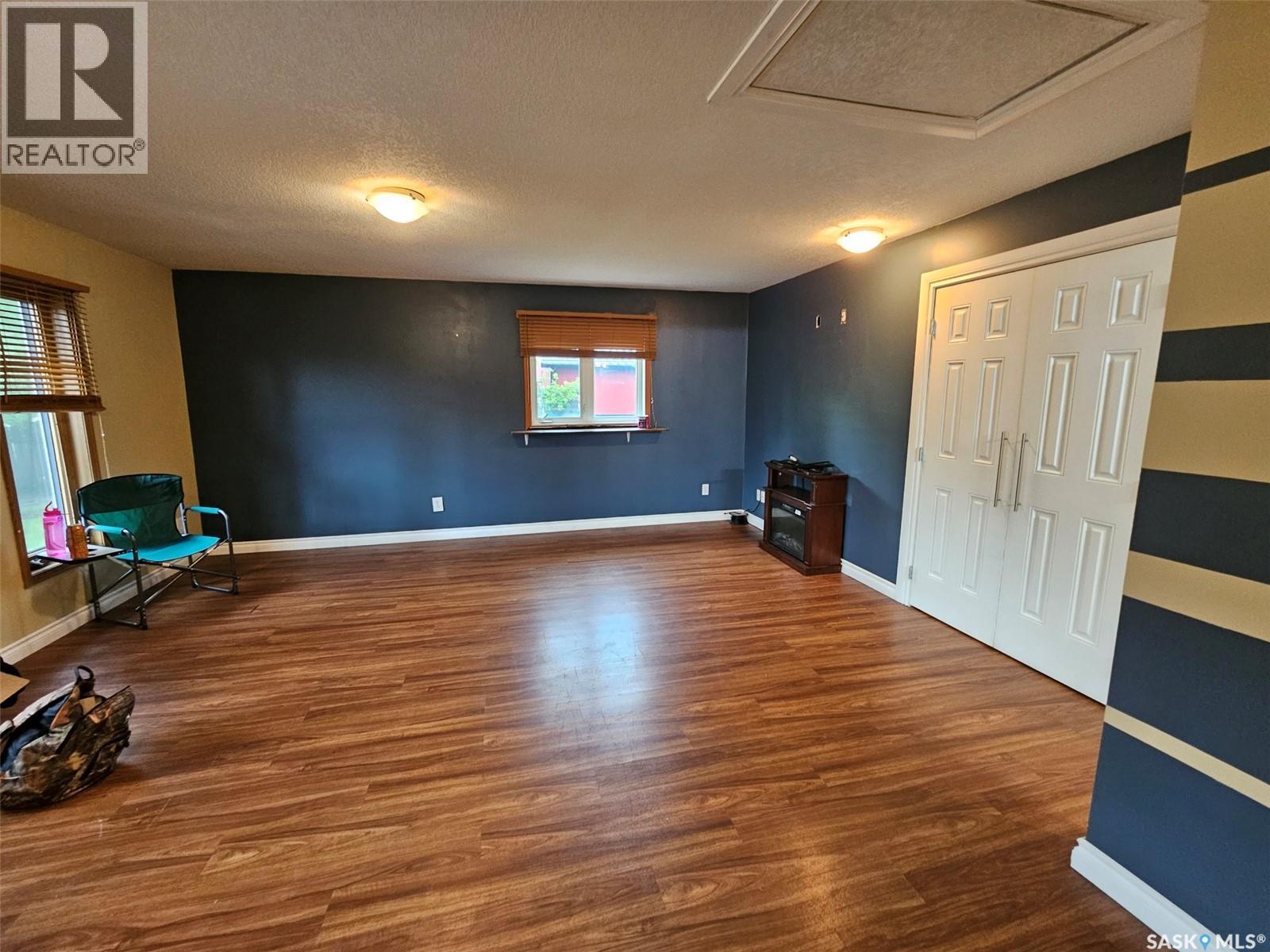 218 7Th Street W, Carlyle, SK - Indoor Photo Showing Other Room