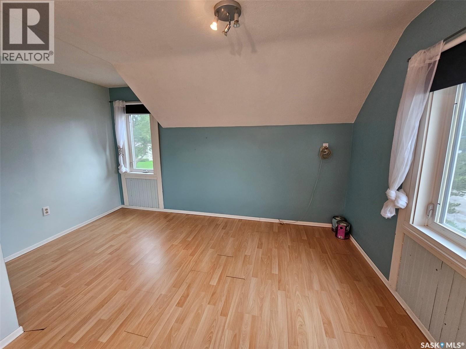 218 7Th Street W, Carlyle, SK - Indoor Photo Showing Other Room