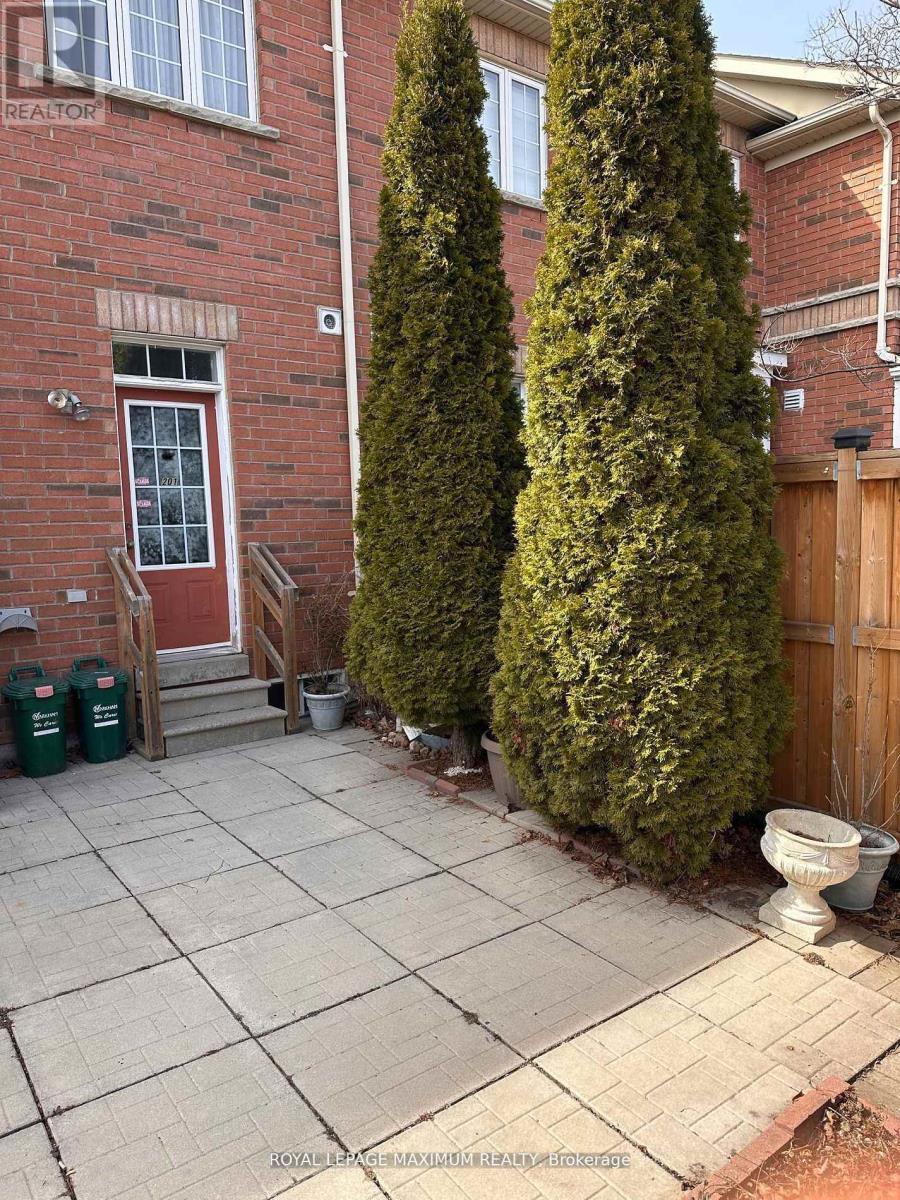 201 Box Grove Bypass, Markham, ON - Outdoor With Exterior