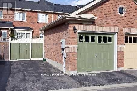 201 Box Grove Bypass, Markham, ON - Outdoor With Exterior