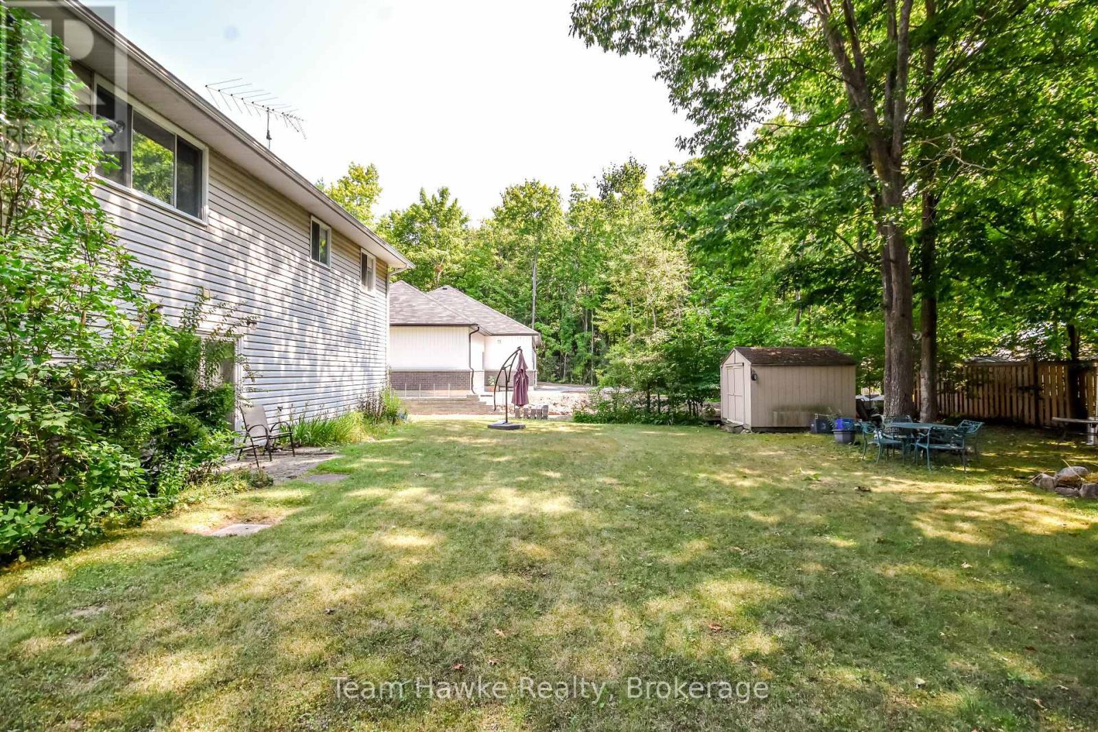 40 St. Laurent Boulevard, Tiny, ON - Outdoor