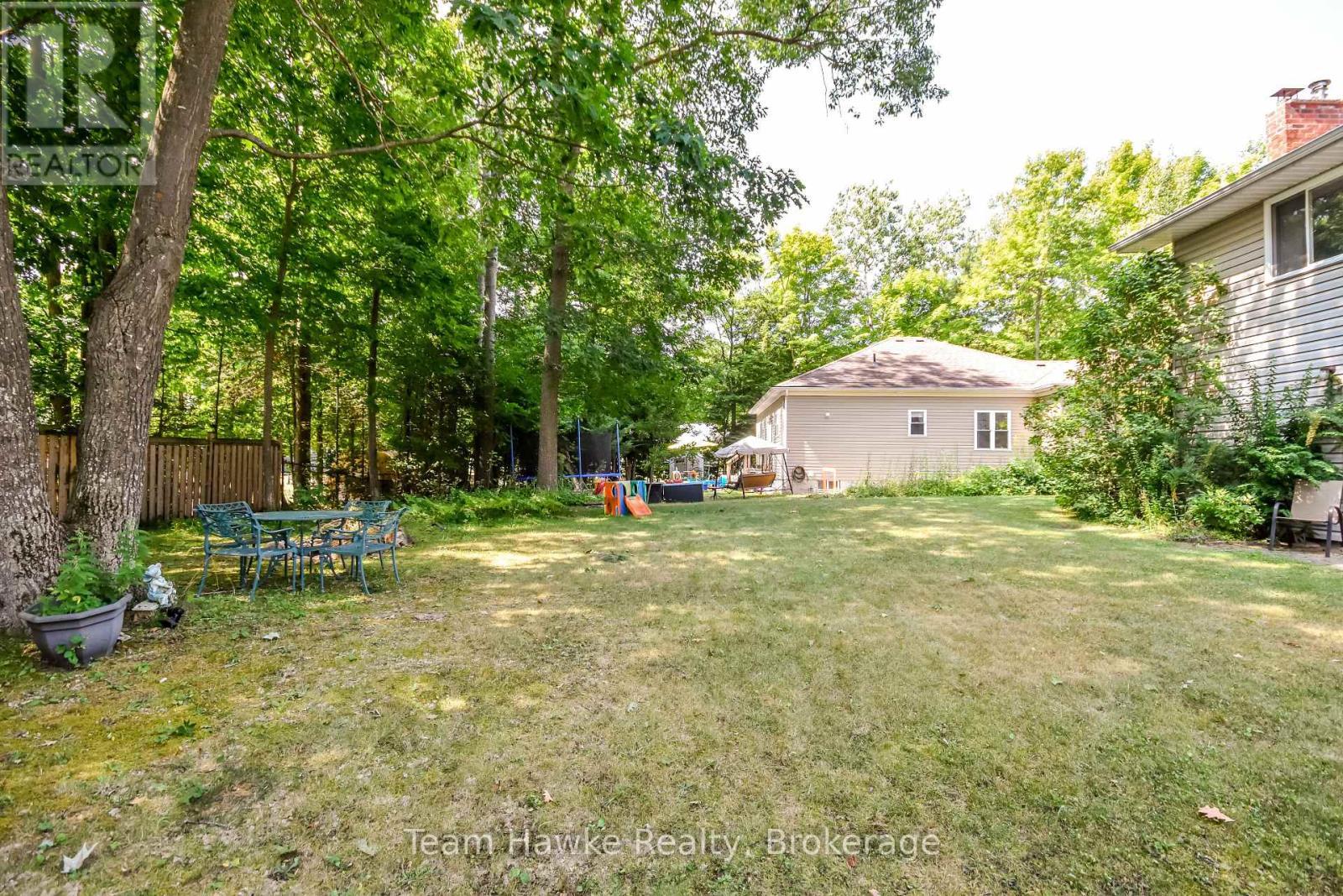 40 St. Laurent Boulevard, Tiny, ON - Outdoor