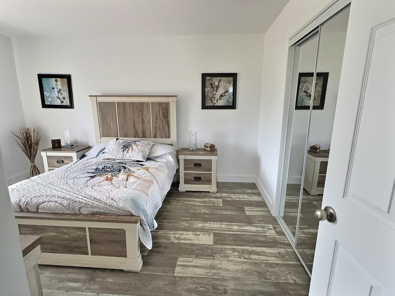 Primary bedroom - 144 Ch. Marcoux, Les Îles-De-La-Madeleine, QC - Indoor Photo Showing Bedroom