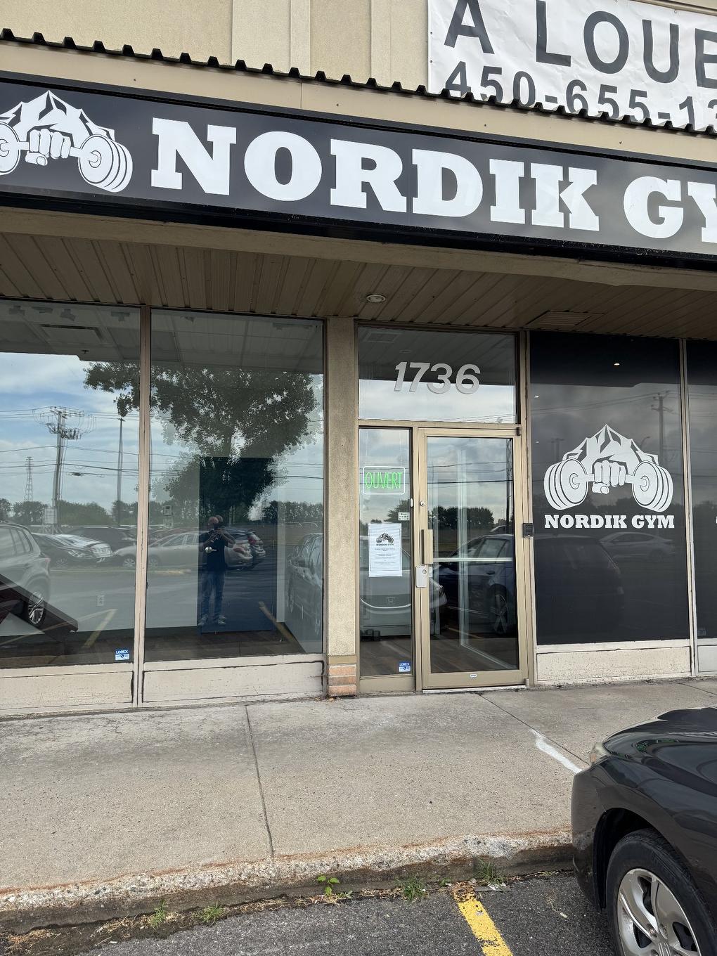 Frontage - 1736 Boul. Marie-Victorin, Longueuil (Le Vieux-Longueuil), QC