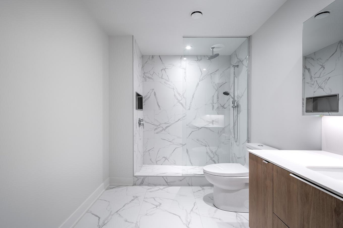 Bathroom - 404-399 Rue De La Rotonde, Montréal (Verdun/Île-Des-Soeurs), QC - Indoor Photo Showing Bathroom