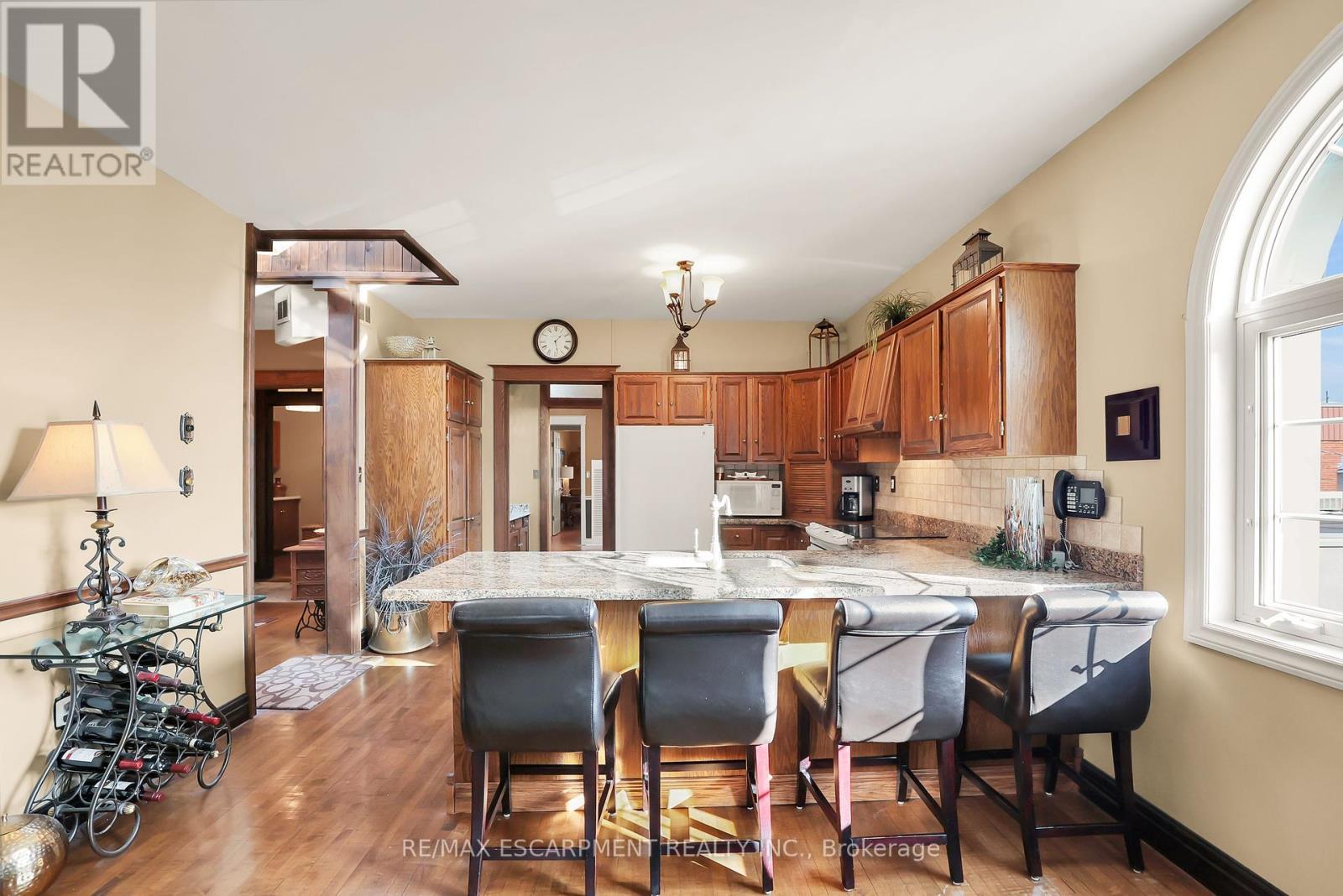 24 Cross Street, Welland, ON