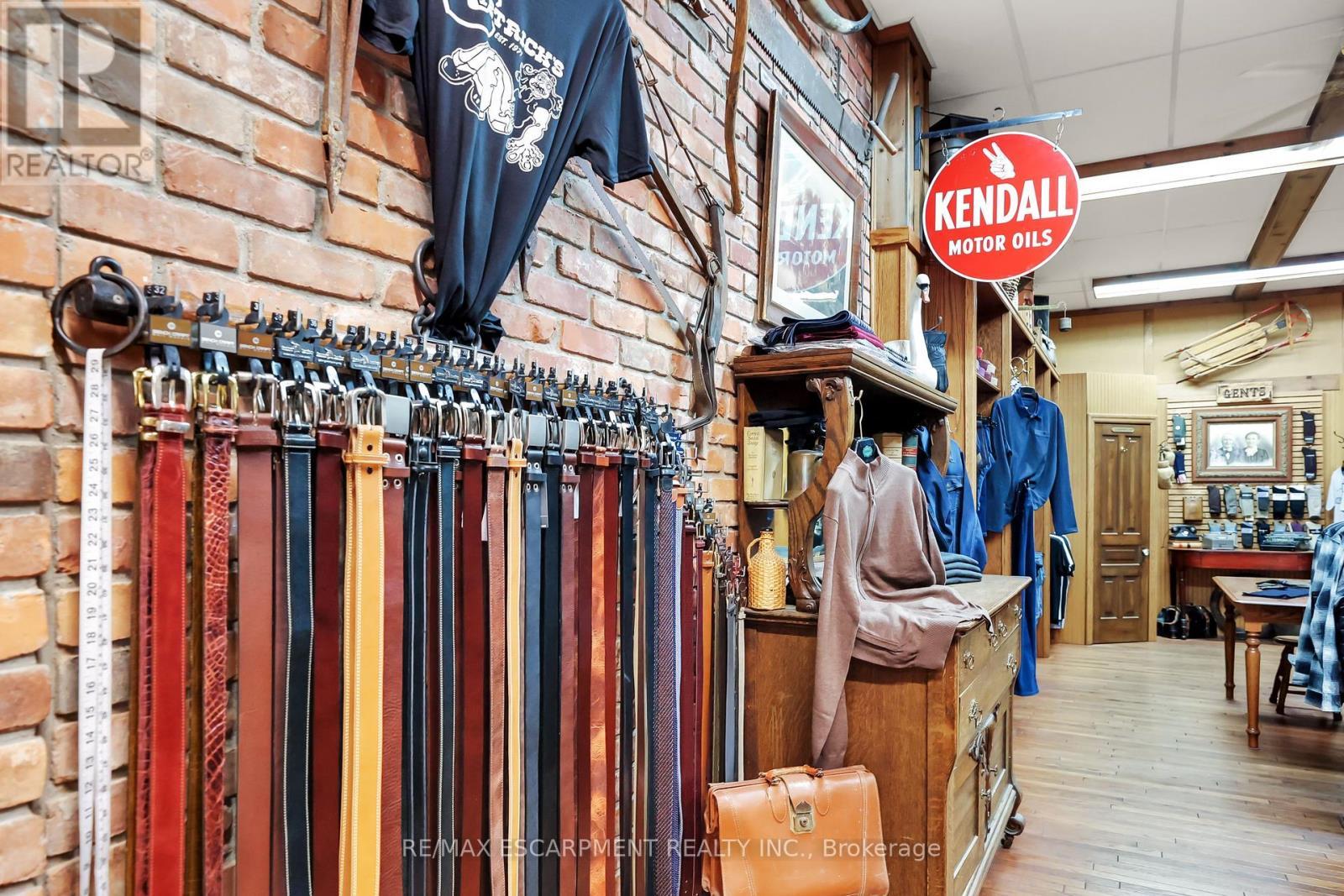 24 Cross Street, Welland, ON