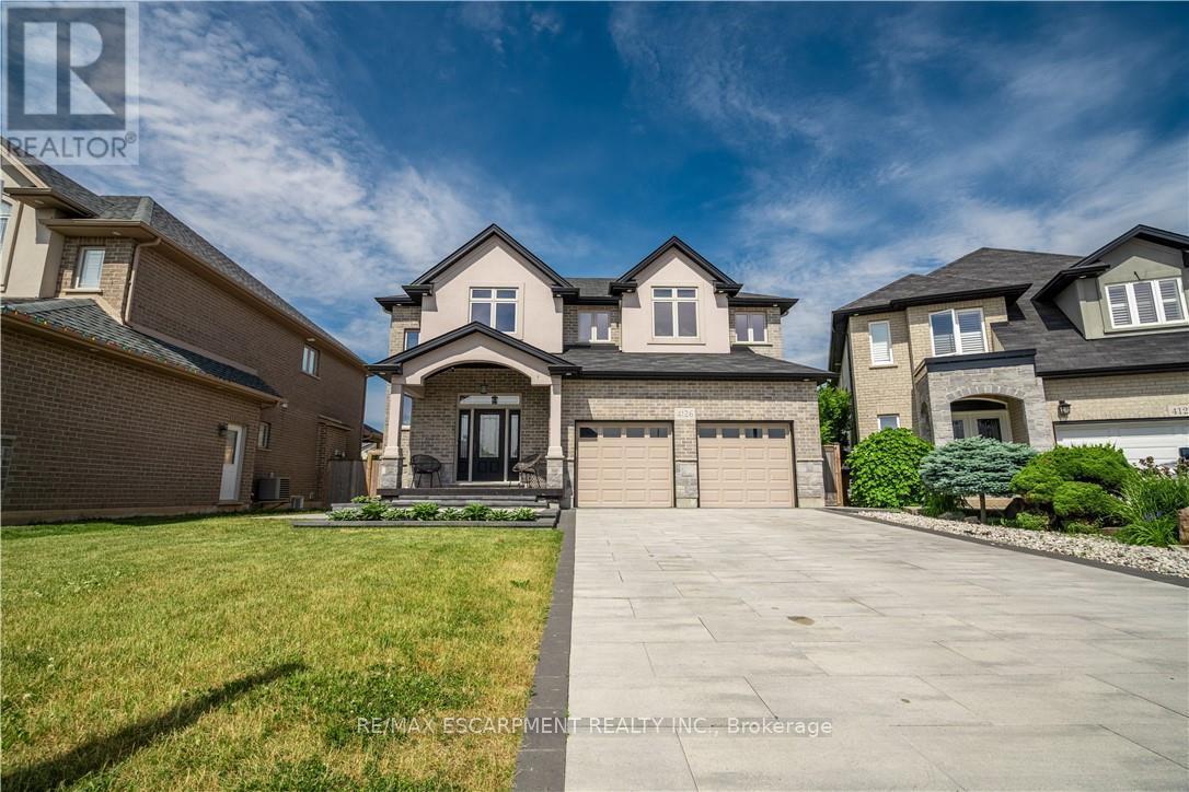 4126 Prokich Court, Lincoln, ON - Outdoor With Facade