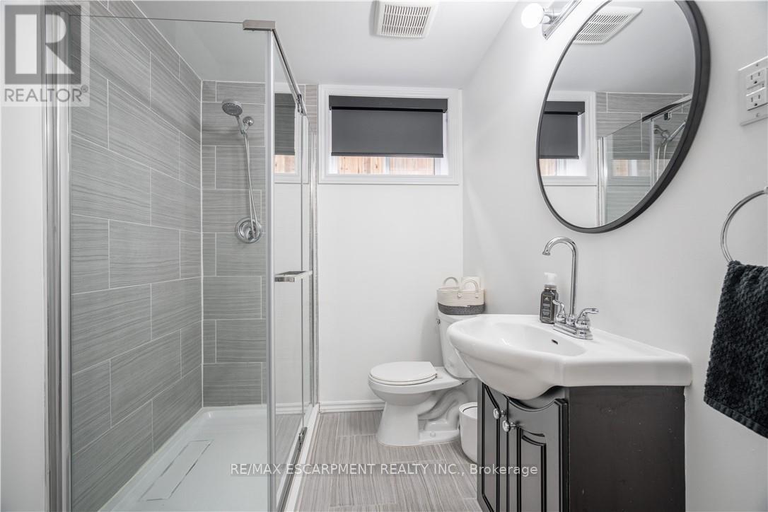 4126 Prokich Court, Lincoln, ON - Indoor Photo Showing Bathroom