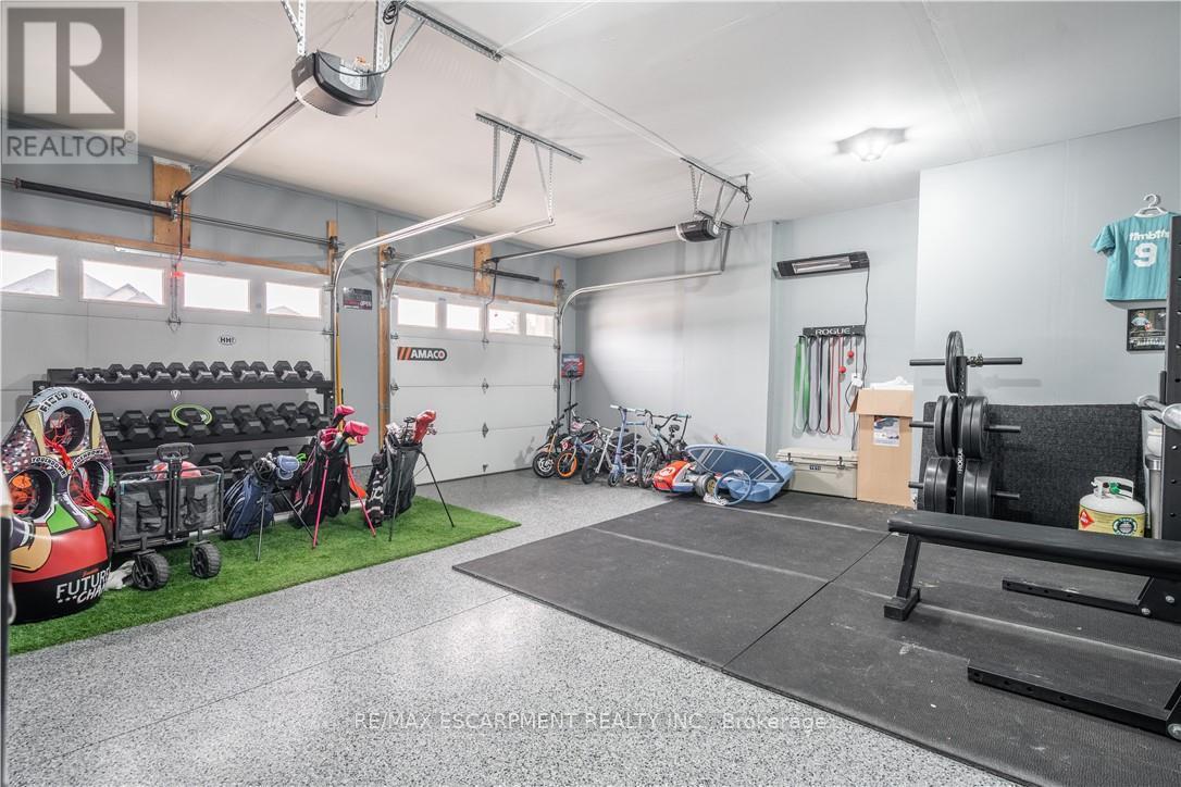 4126 Prokich Court, Lincoln, ON - Indoor Photo Showing Garage