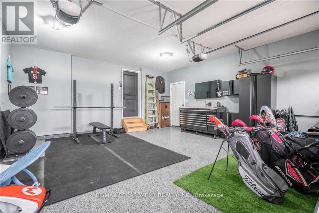 4126 Prokich Court, Lincoln, ON - Indoor Photo Showing Garage