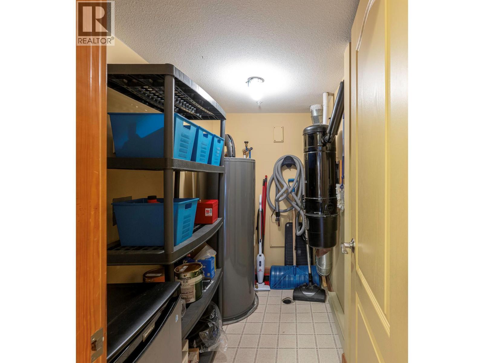 7640 Porcupine Road Unit# 29, Big White, BC - Indoor