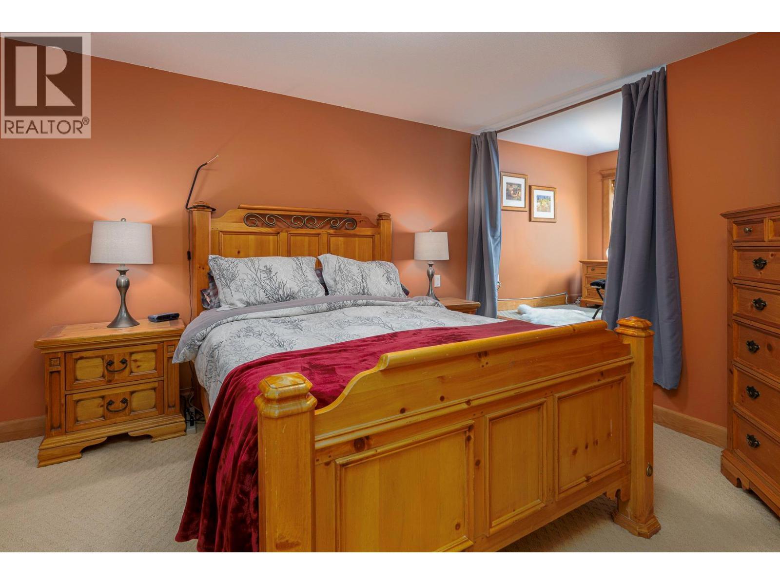 7640 Porcupine Road Unit# 29, Big White, BC - Indoor Photo Showing Bedroom